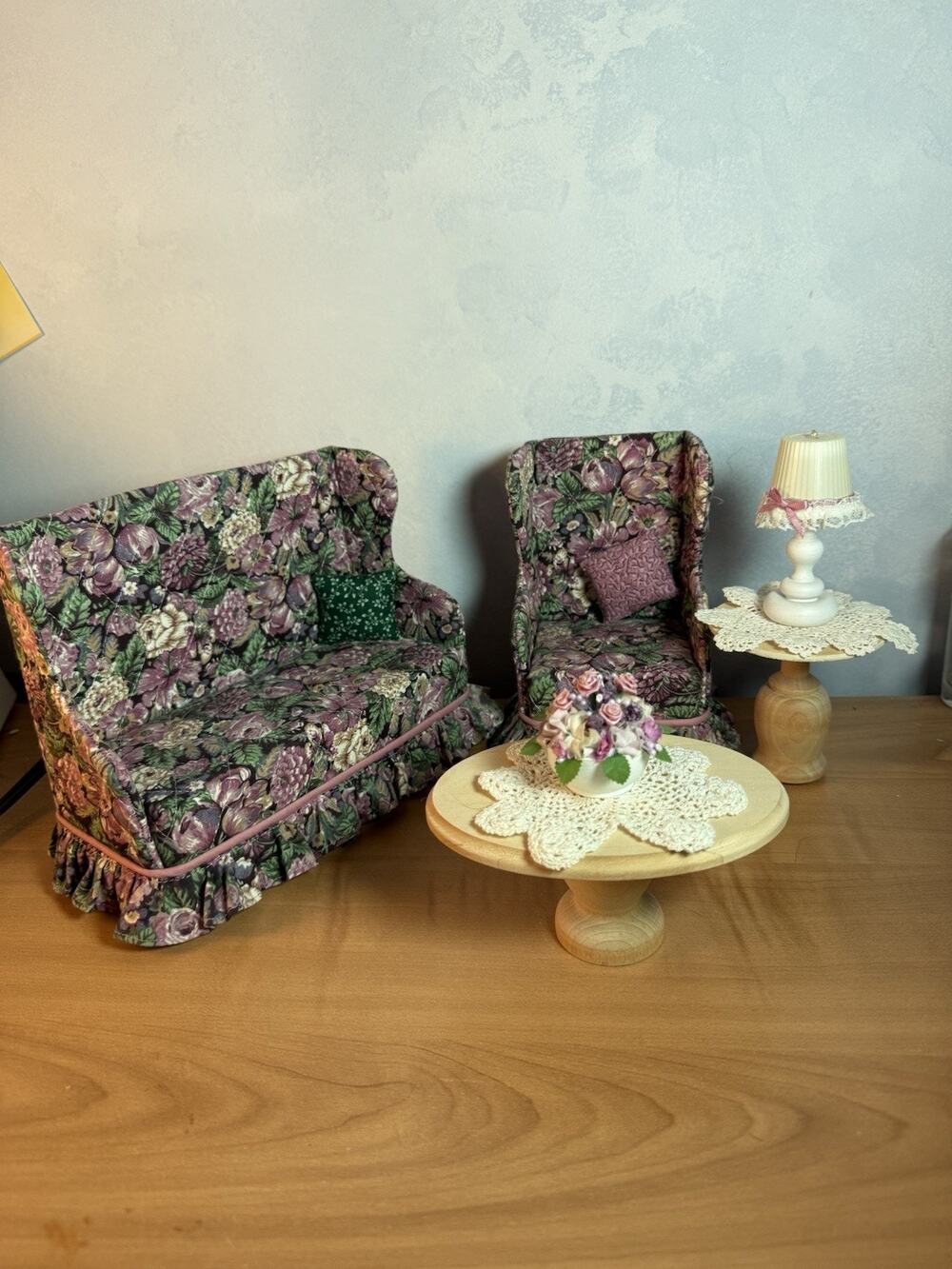 Living Room Dollhouse Mini Wood Furniture High Back Couch, Chair, Tables & Lamp